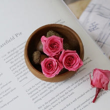 Load image into Gallery viewer, Japan Rose Mr Zhang 2-3cm | 24 Flowers 1 box Installed 02370 Preserved Fresh Flower DIY Material the Gift
